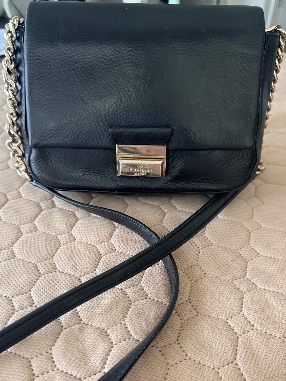 Kate Spade EUC Black, Buttery.
Leather & Chain Crossbody Bag
Timeless Kate Spade - Picture 4 of 15